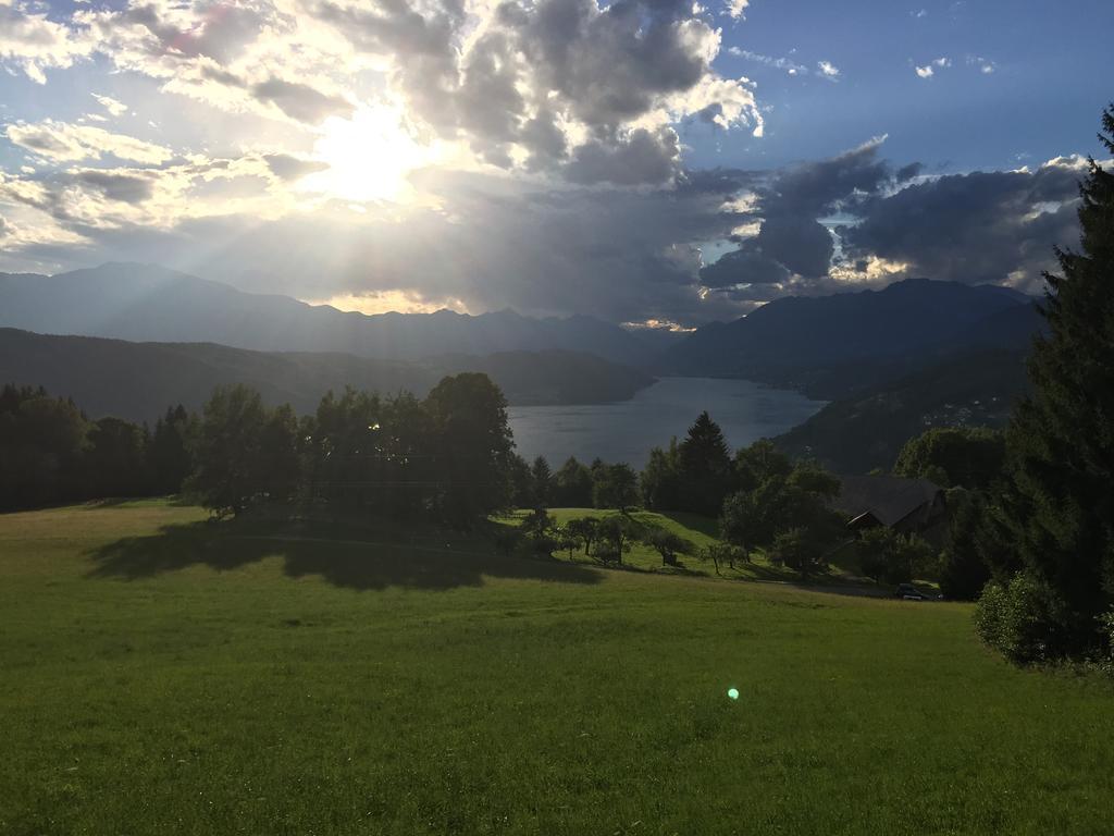 Landhaus Seeblick Hotel Millstatt Exterior photo