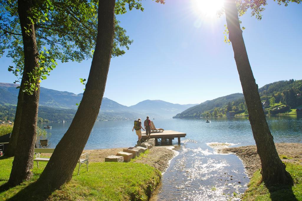 Landhaus Seeblick Hotel Millstatt Exterior photo