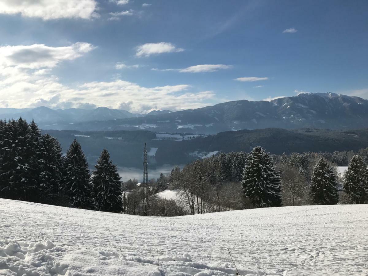 Landhaus Seeblick Hotel Millstatt Exterior photo